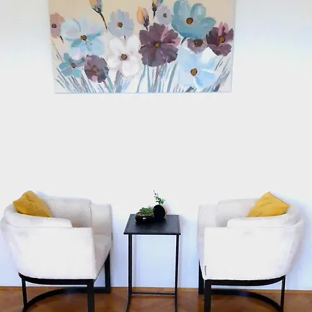 Apartman Marini *