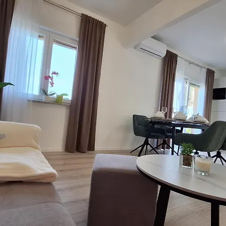 Marini Apartment *